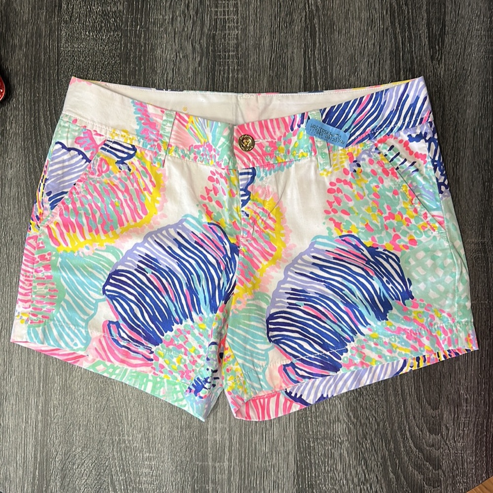 EUC - Lilly Pulitzer - 5” Callahan Short - Multi Color Print
